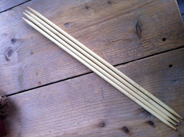 rekenkundig Traditie weg te verspillen Bamboe breinaalden zonder knop 20cm - Wolcafé is de winkel voor haken,  breien, amigurumi, workshops en meer